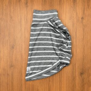 Cropped listrado cinza com branco
