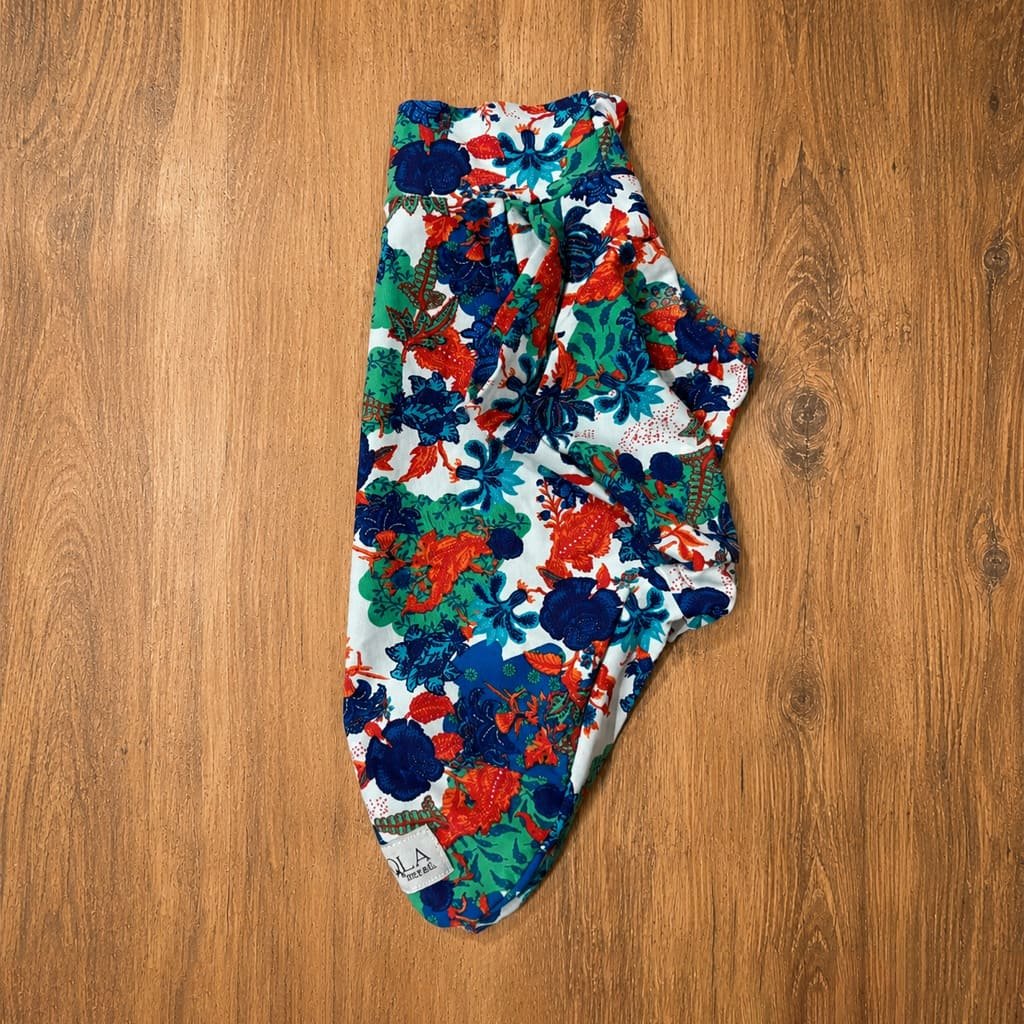 Regata com proteção solar UV 50+ floral